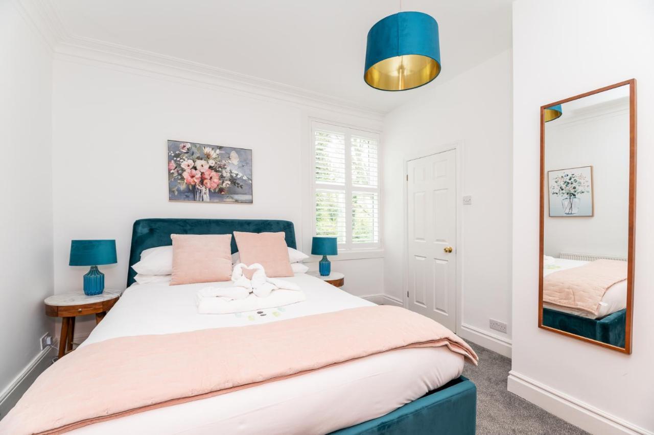 Villa Stunning And Modern 5 Bed House I Pass The Keys York Exterior foto