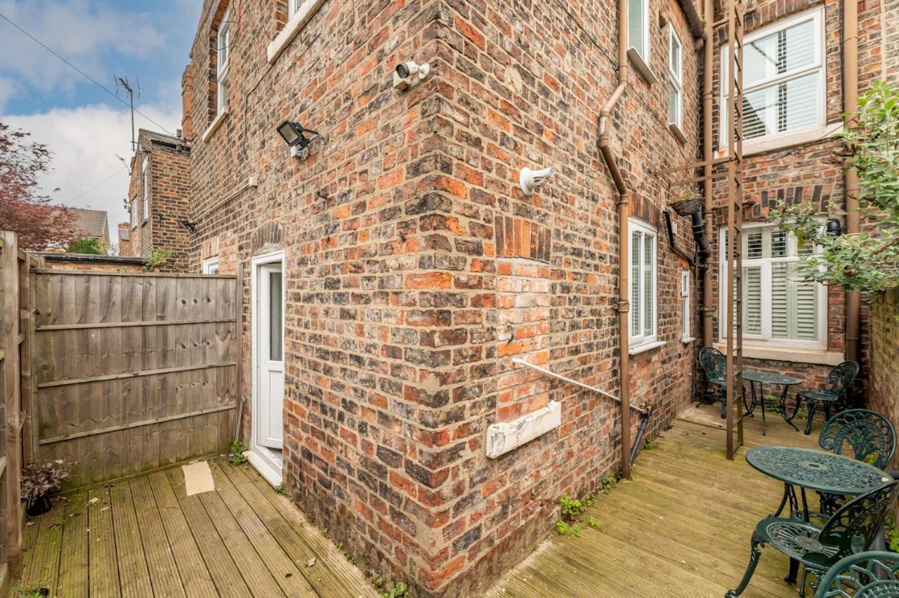 Villa Stunning And Modern 5 Bed House I Pass The Keys York Exterior foto